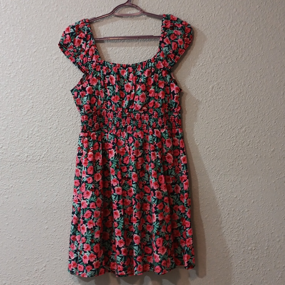 Old Navy Pink and Green Floral Dress,  Ladies Summer Dress,  Ladies Size Medium - Picture 3 of 5